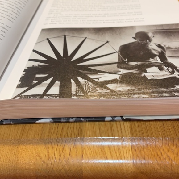 Hardback Time/CBS People of the Century - Picture 4 of 6